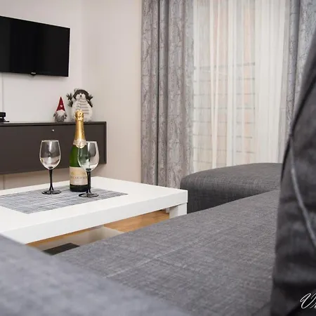 Lepi Jova Sneznik Daire