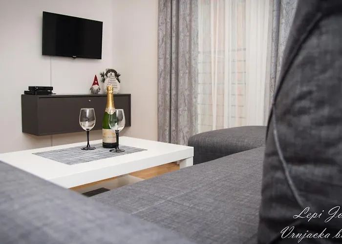 Lepi Jova Sneznik Apartamento